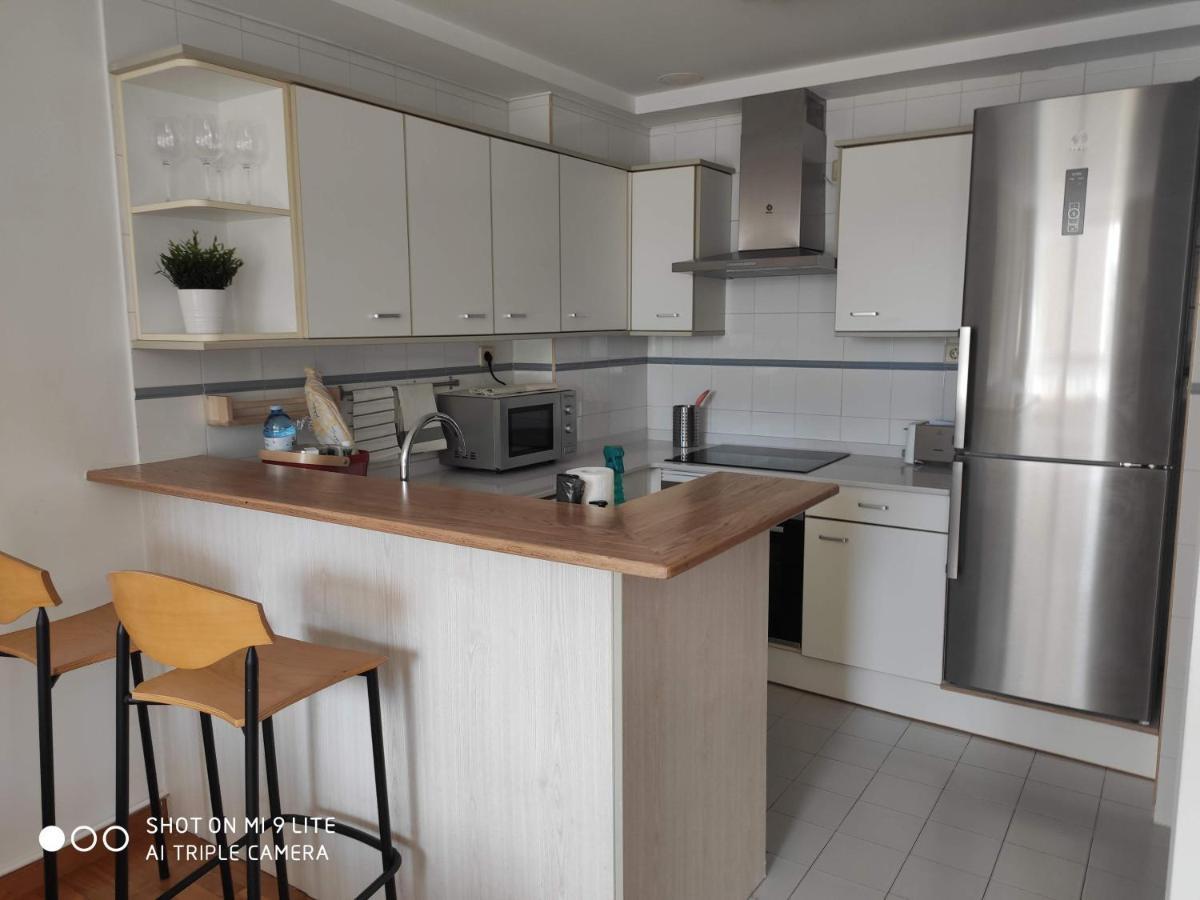 Luminoso Y Acogedor Apartamento En La Playa Oleiros Luaran gambar