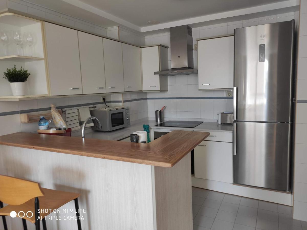 Luminoso Y Acogedor Apartamento En La Playa Oleiros Luaran gambar